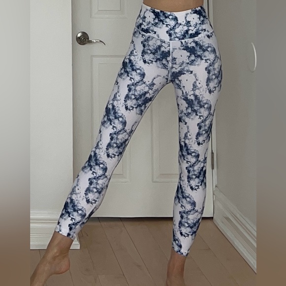 GAP FIT Crop Leggings - Picture 5 of 9